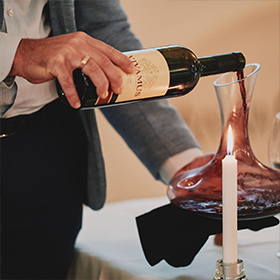 Jellegzetes hazai szőlőfajták és borstílusok a vendéglátásban